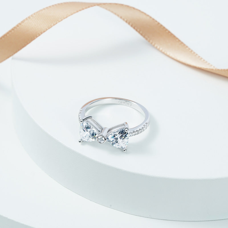 Sparkling Bow Tie Ring 925 Sterling Silver Inlaid with Clear Gemstones_2