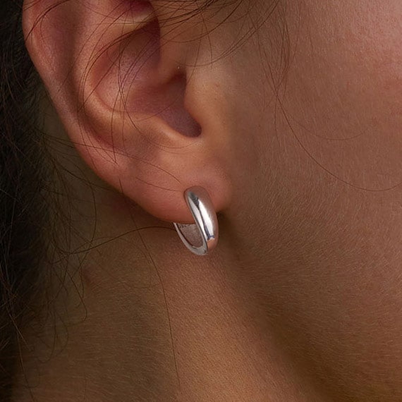 Gnoce Classic Mini Roll Hoop Earrings_5