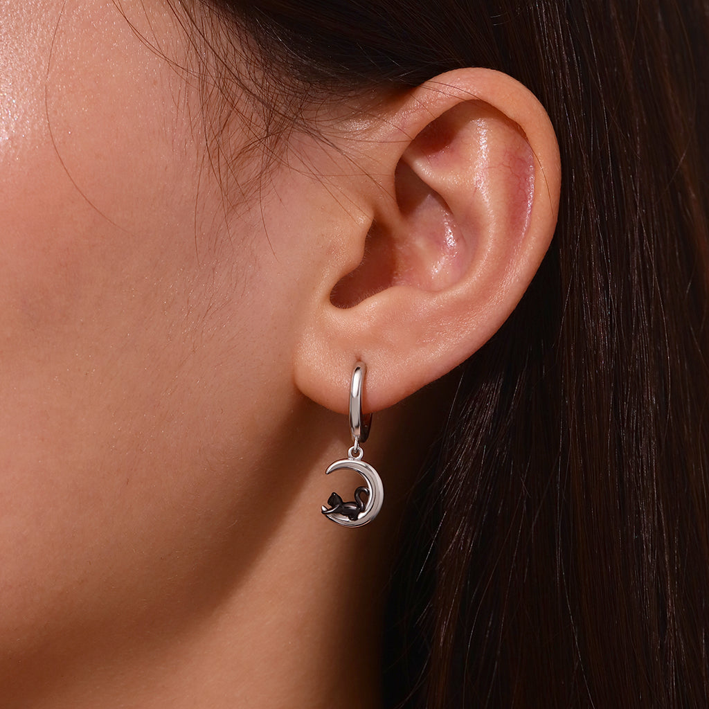 Gnoce Black Cat Moon Asymmetric Hoop Earrings_5