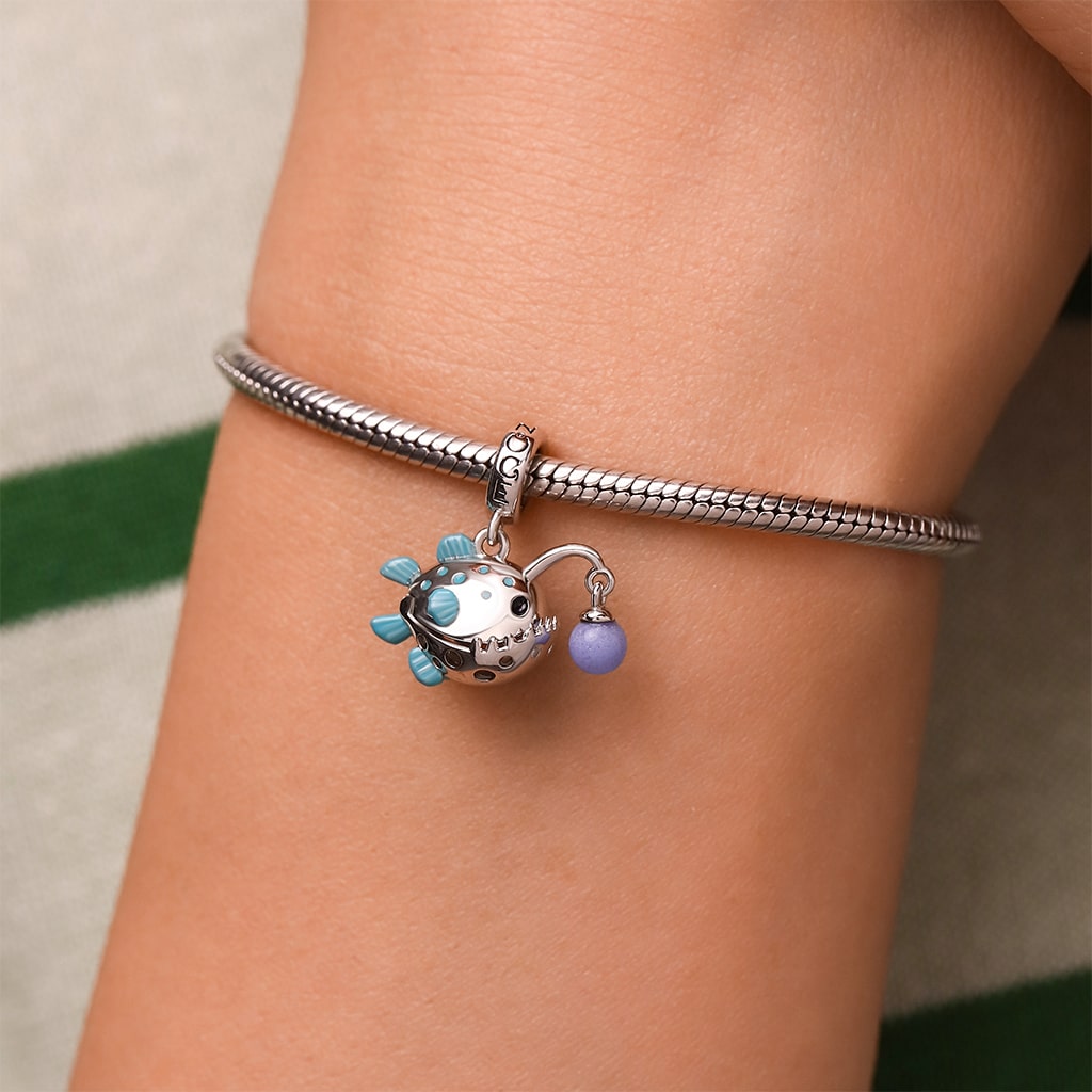 Gnoce Anglerfish Glow-in-the-Dark Pendant Dangle Charm_6