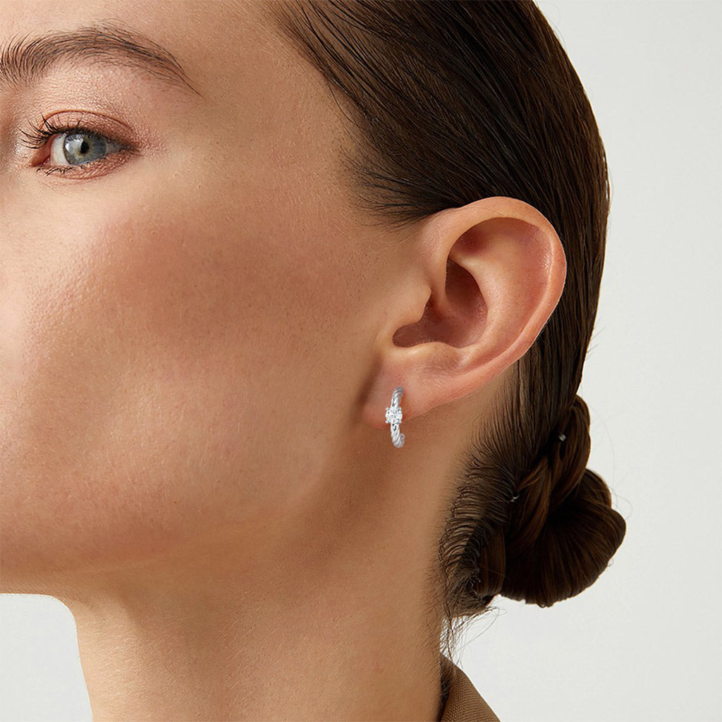 Gnoce Twisted C-hoop Earrings_6