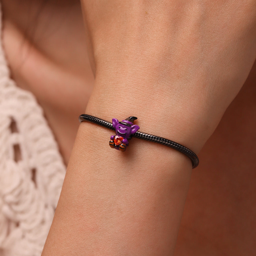 Gnoce Spooky Halloween Purple Elf Embraces Love Charm_6