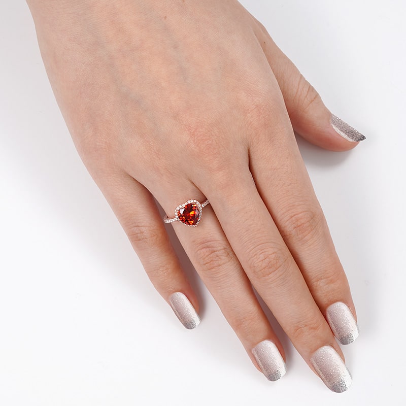 Gnoce Red Heart Shaped Halo Engagement Ring_3
