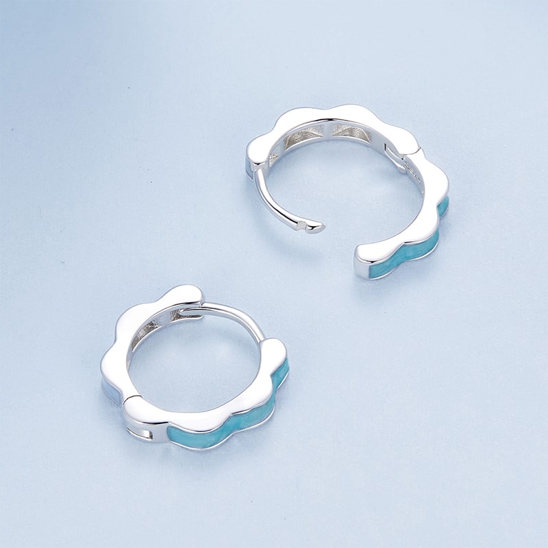 Gnoce Blue Wavy Geometric Hoop Earrings_3