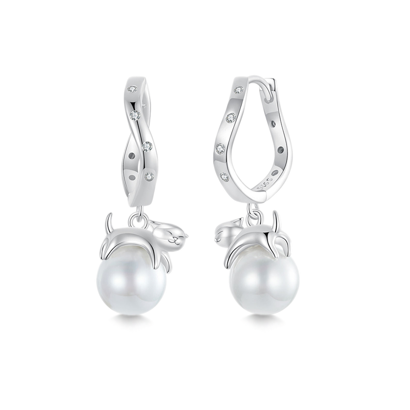 Gnoce Cute Cat Pearl Dangle Earrings_1