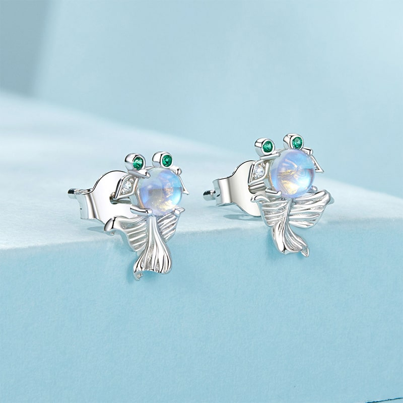 Gnoce Goldfish Moonstone Stud Earrings_2