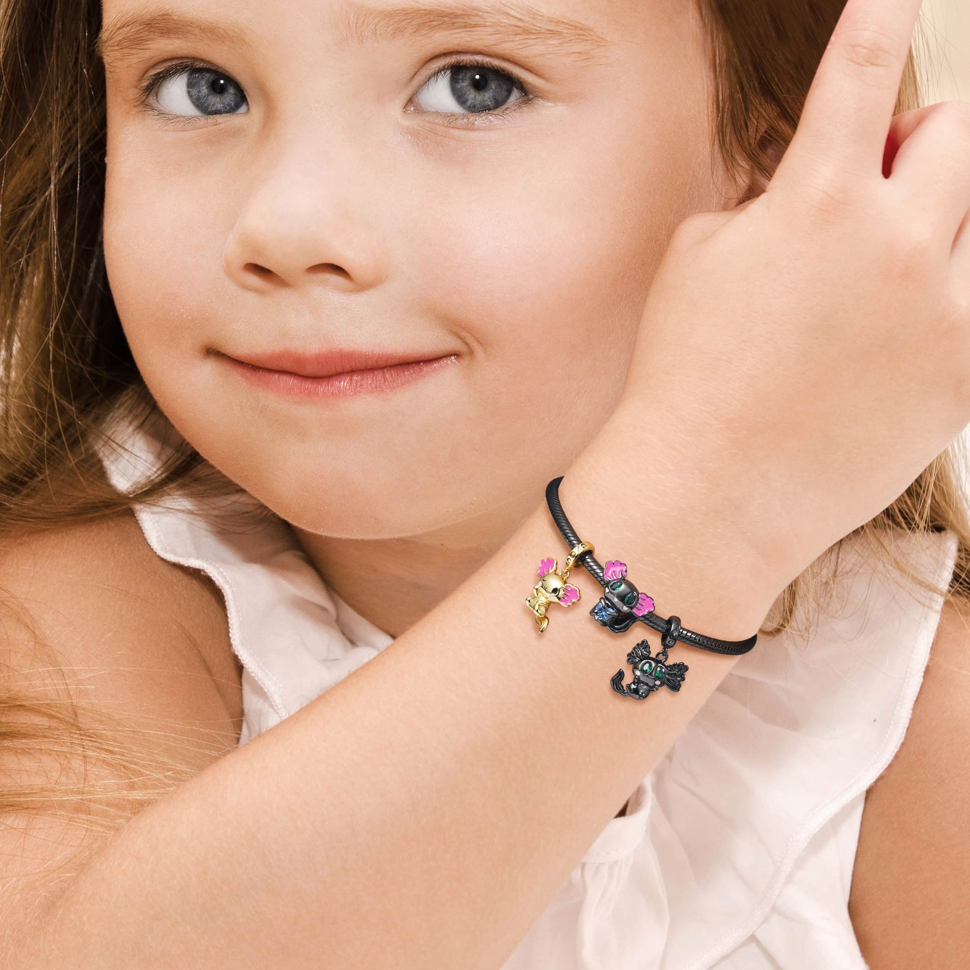 Mexican Axolotl Embraces Heart Gemstone Charm Bead Sterling Silver Black Plated_3