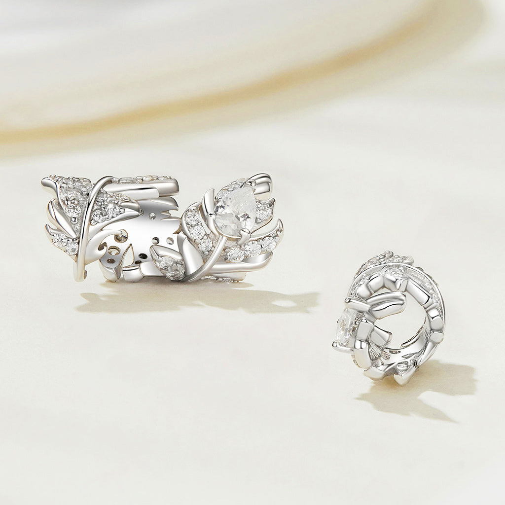 Gnoce White Zircon Curved Feather Charm_2