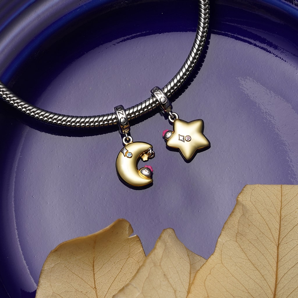 Chickie Crescent Moon Pendant_3