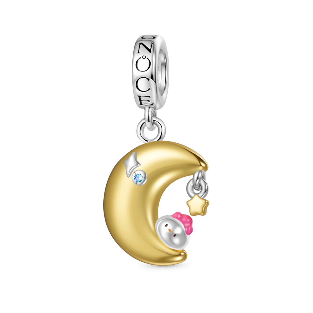 Chickie Crescent Moon Pendant_1