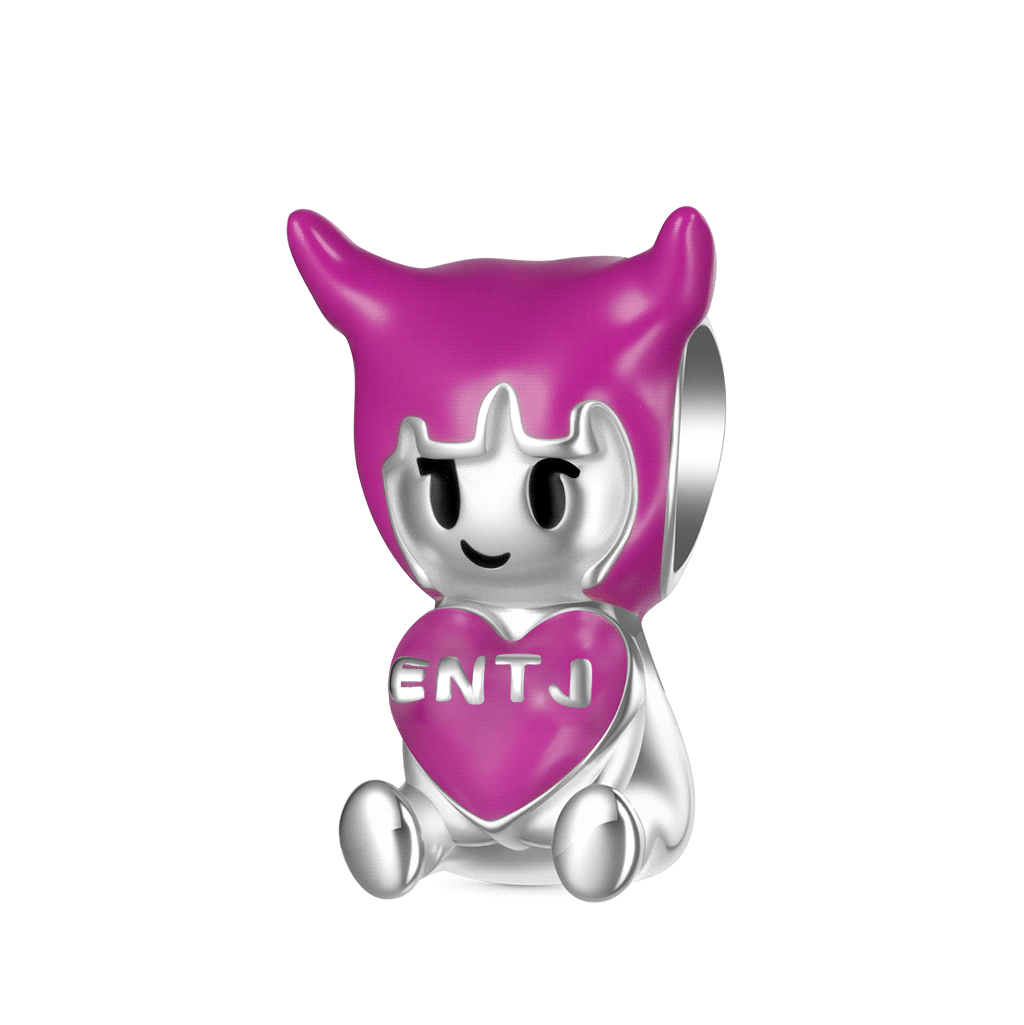 Gnoce MBTI ENTJ Personality Type Embraces Love Charm_1