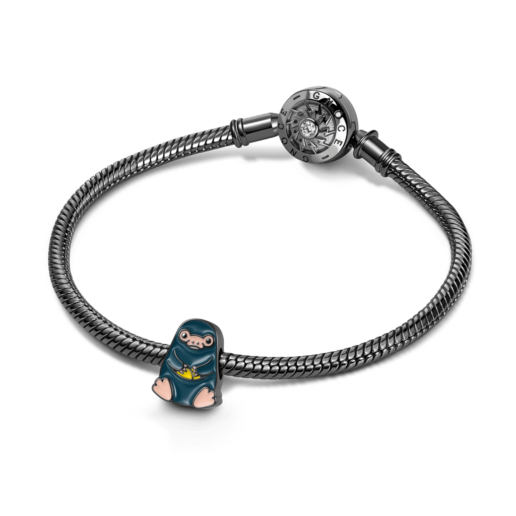Gnoce Fantastic Beasts and Where to Find Them Niffler Charm_3