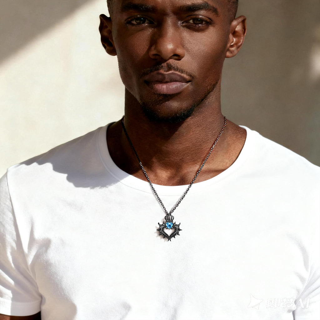 Gnoce Black Crown Wing Heart Personalized Necklace_3