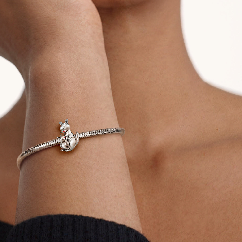 Gnoce Mother's Day Kangaroo Embraces Baby Charm Platinum-plated Silver Blend_2