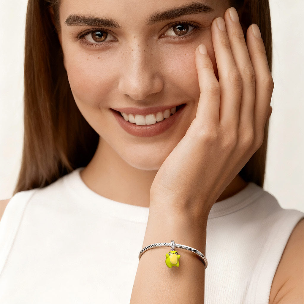 Dancing Frog Pendant_4