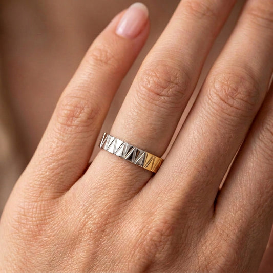 Gnoce Half Gold Half Silver Triangle Faceted Geometric Ring_2