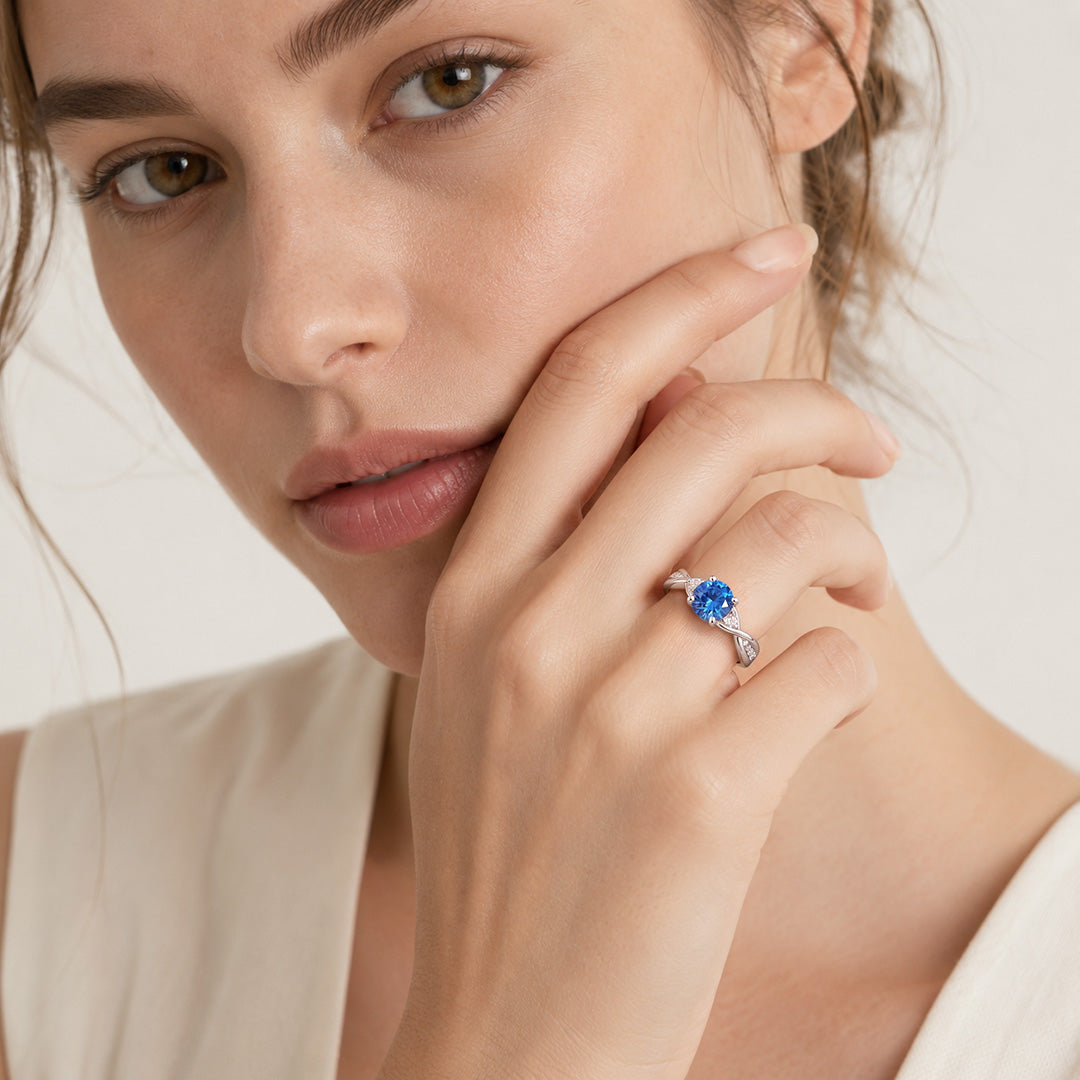 Gnoce Twisted Blue Round Cut Promise Ring_4