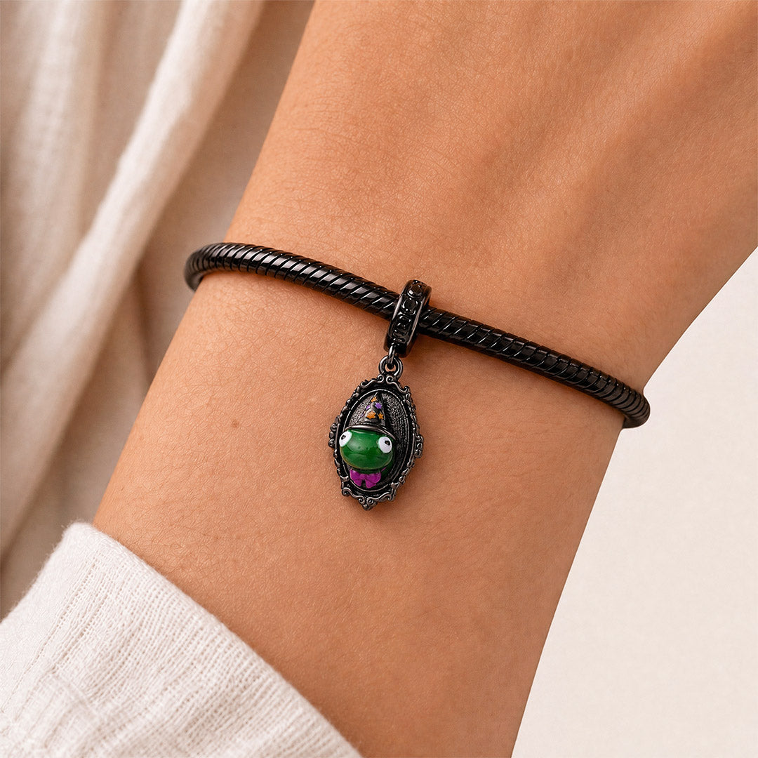 Gnoce Halloween Glow-in-the-Dark Frog Mirror Dangle Charm Black Gold-plated Silver Blend_3