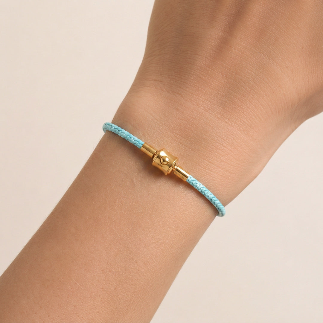 Gnoce Sky‑Blue Round Snap‑Lock Basic Bracelet_2