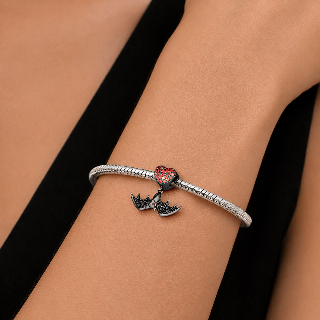 Gnoce Flying Bat Wonder Of Nature Charm_2