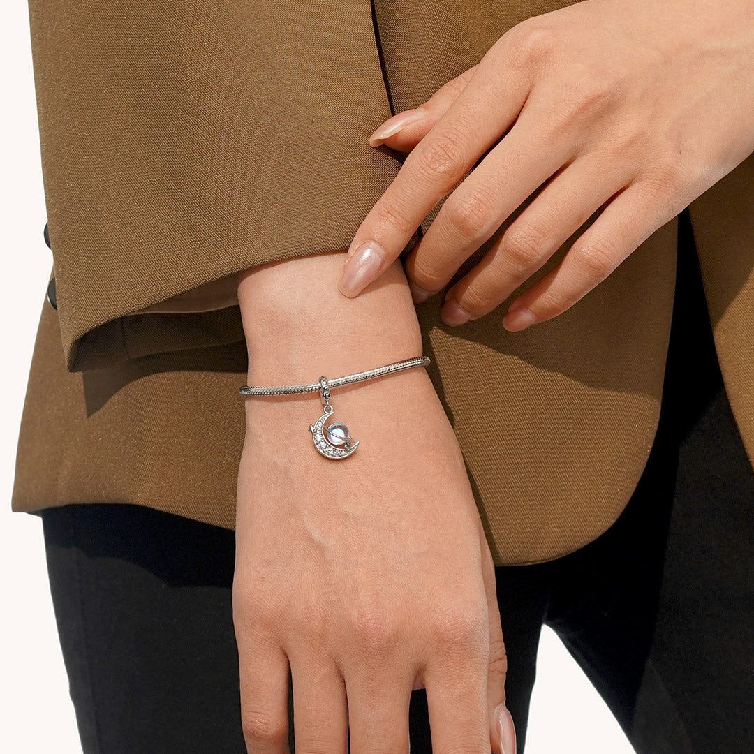 Gnoce Galaxy Crescent Moon Charm Platinum-plated Silver Blend_2